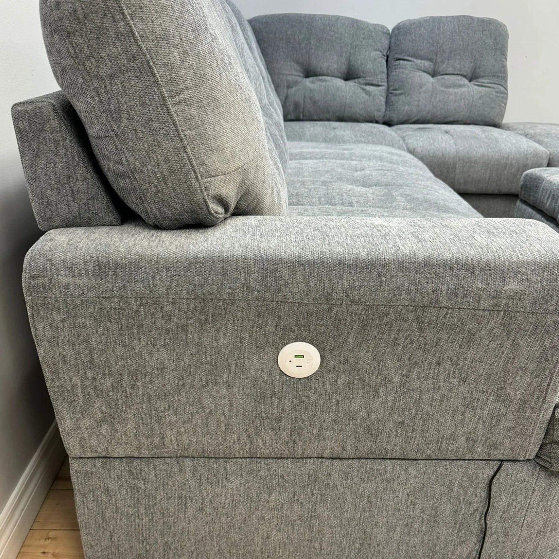 Bena Sectional Sofa with Ottoman - 6363